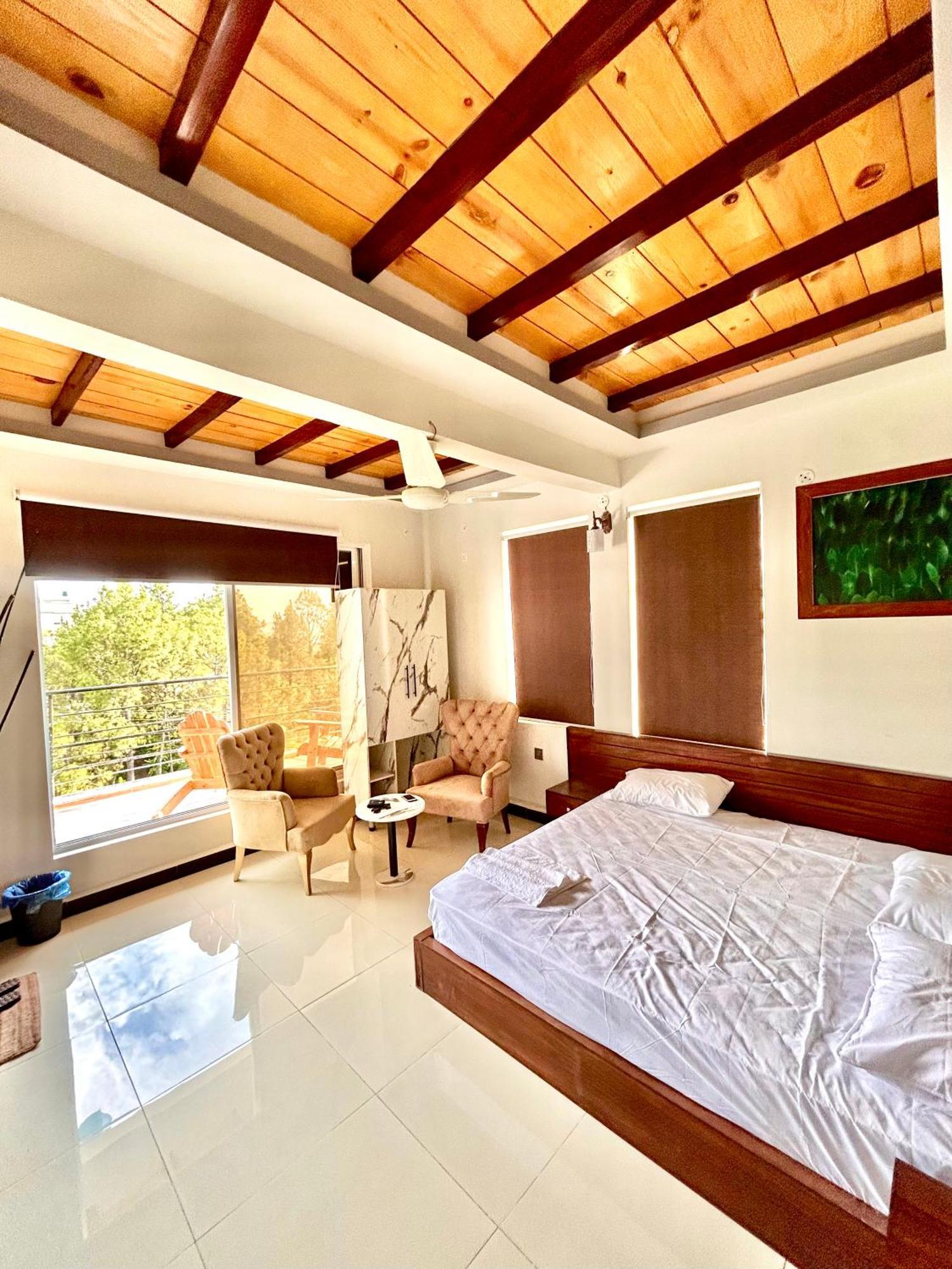Republika Central Hotel & Resort Аботабад Екстериор снимка